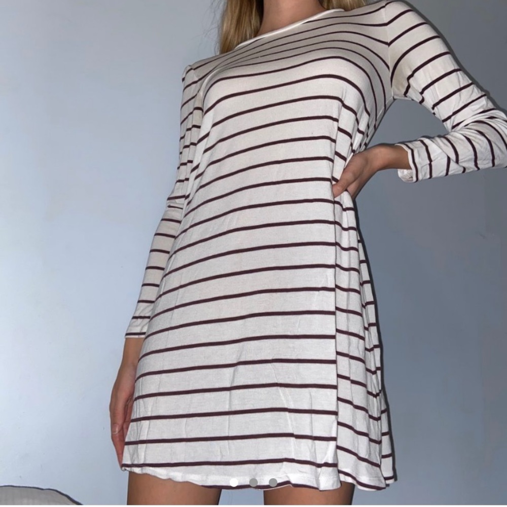 H&M striped black & white long sleeve dress